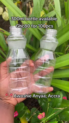 300ml crown bottle available. ——- Ghc80 for 100pcs. Dont go and buy it for Ghc95 oo yoo ——- Contact us on 0553096239 to place your orders. ——— #veesbeverages #veesplastics #juicebottles #sobolobottlesinghana #bottlesgh 