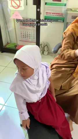ini adek dira#kembarlucu #vaksinsdkelas1 #firaltiktok 