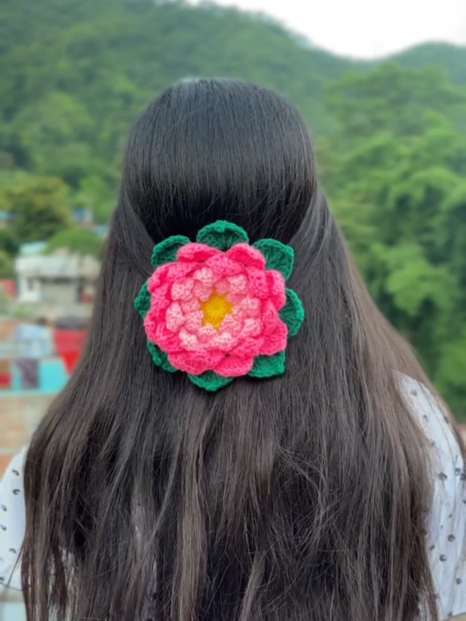 Lotus hair clip available now 🪷 #foryou #crochet #lotus #hairclip #dmustoorder 