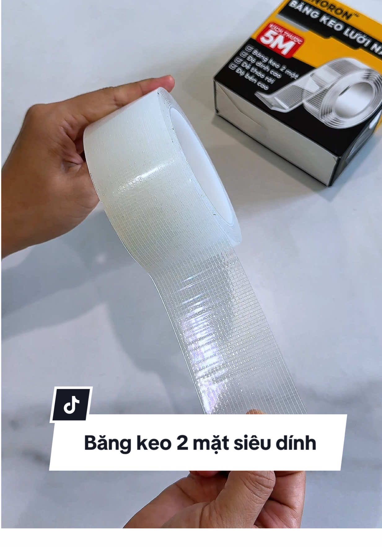 Trả lời @Hong Khan Anh yên tâm nha 😊 Nếu dán lên tường sơn nước thì lúc gỡ có thể bị tróc sơn là do độ bám của lớp sơn đó ạ. Còn dán lên tường gạch hay kính thì bám siêu chắc luôn, không lo rớt đâu 👍 #mecaphe #dcgr #bangkeonano #bangkeo2mattrongsuot #bangkeo2matsieudinh 