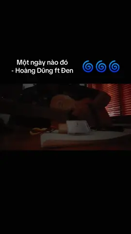 Xoay tiếp xoay tiếp🌀🌀🌀 Acoustic nèee P/s: bài nào của a Dũng cx khàn cổ mới đu đc tone😵‍💫 #motngaynaodo #hoangdung #denvau #XoayTronConcert #AlbumXoayTron