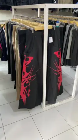 NEW STOCK 21market.id item best of the best toko batubulan CHINOS PANTS Terbaru di Store Batubulan Untuk harga Start From 80k Gas merapat ke store : 📍Jl. Raya Batubulan, Batubulan, Kec. Sukawati, Kabupaten Gianyar, Bali