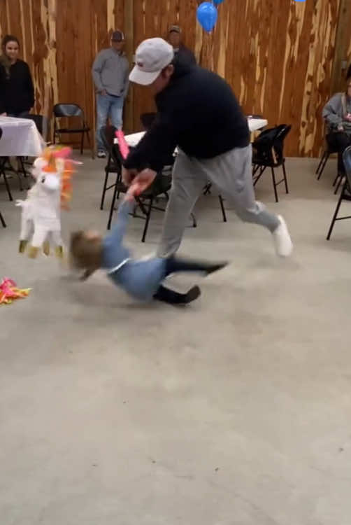 Dad and child#usa #funnyvideos #fyp #fail #tiktok 