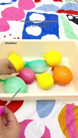 🚨🐧 Animal Rescue Mission 🦖💦 Freeze your animals, then save the day! 🧊✨ 1️⃣ Hide 4–6 small rubber animals in balloons 2️⃣ Fill with water & freeze solid 3️⃣ Peel the balloon to reveal ice eggs 4️⃣ Use salt, droppers, & water guns to melt the ice 5️⃣ Rescue the animals & be the hero! 🦸‍♂️ 🔍 Science + fun in one! Teaches melting, freezing, cause & effect, AND builds fine motor skills—all while your little one plays! 💙 #KidsActivity #AnimalRescuePlay #IcePlay #SensoryPlay #ScienceForKids #PreschoolActivity #EarlyLearning #SummerPlay #FrozenFun #ParentingHacks
