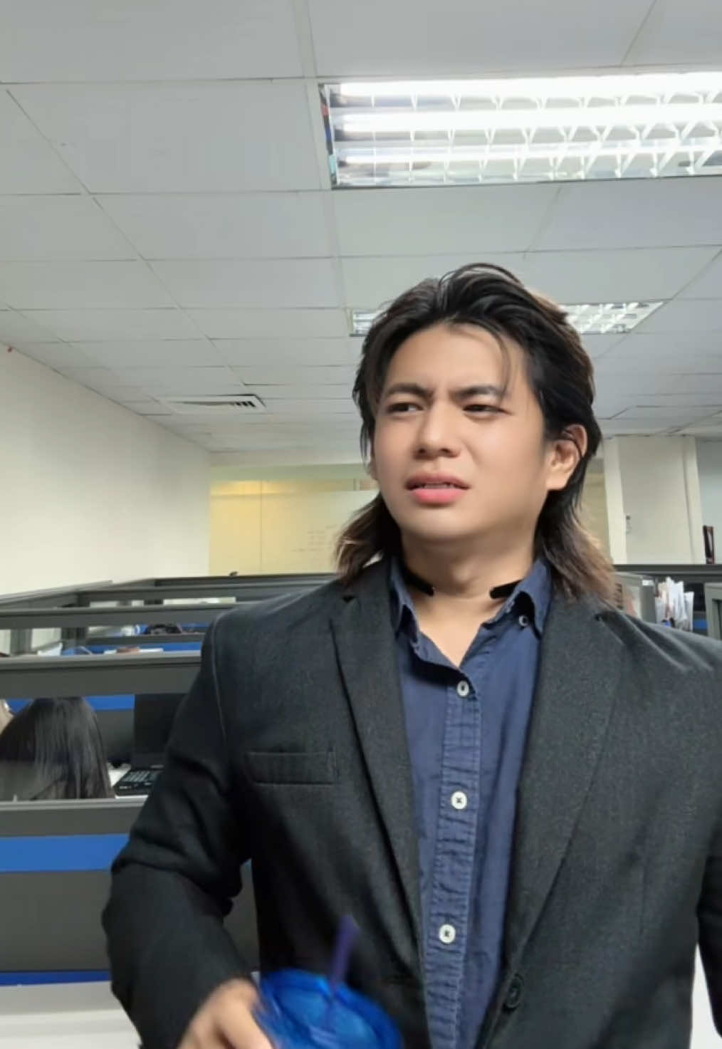 Sino ba yang ferson na yan? #justforfun #office #comedy #marcspenzer 