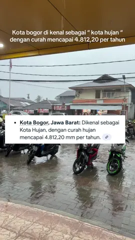 Dulu mikirnya ga mungkin lah tiap hari hujan, tapi mungkin aja kalo di timika 😭😭🙏🏻🙏🏻 #timika #timikapapua #timikapapuakotadolar #hujan #foryoupage 