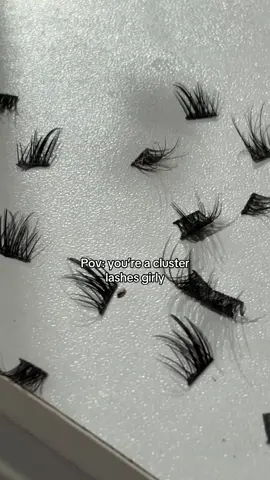Us againts the world 😉😌 #clusterlashes #meme #viral #funnyvideos #girly 