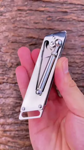 Do you want one?#fyp #knife #gadget #hakatoy #foldingknife 