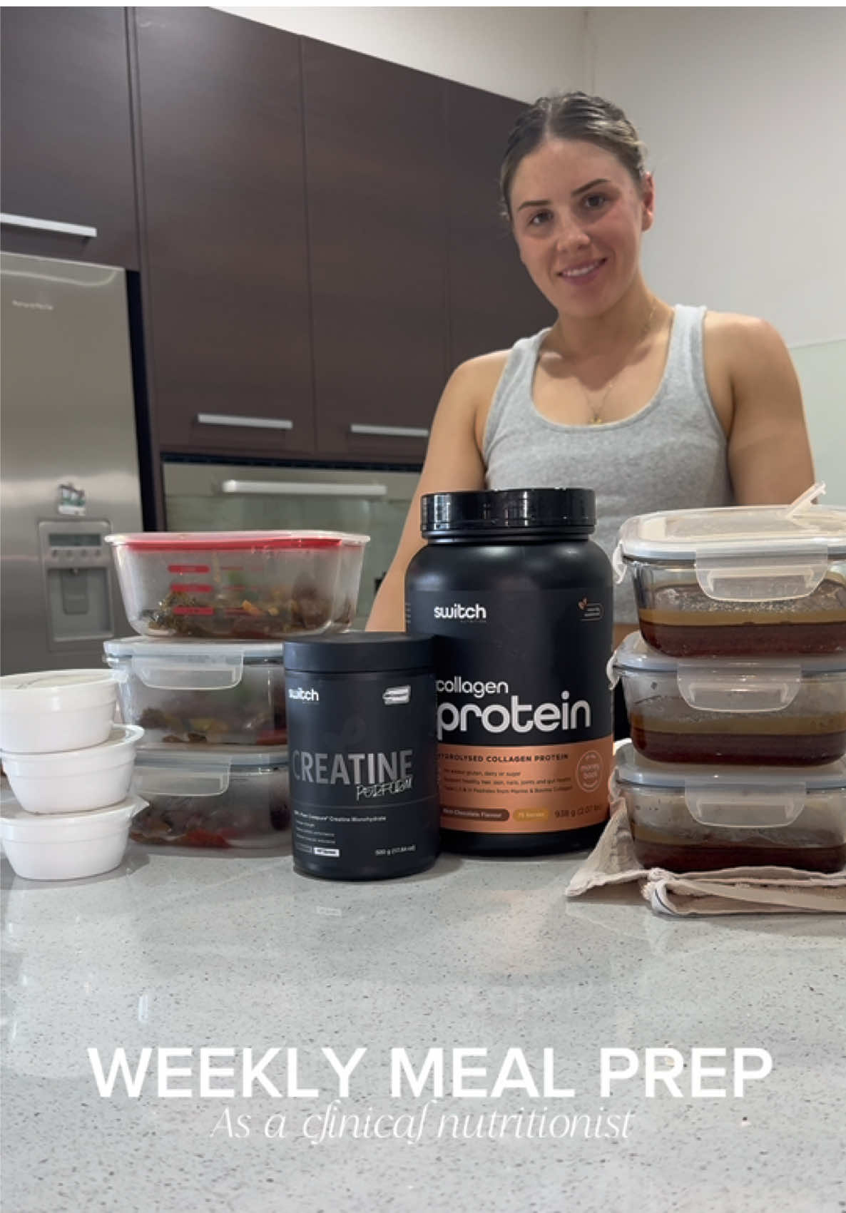 THIS WEEKS MEAL PREP 🍩 Choc Honey Baked Oats @Switch Nutrition topped with yogurt @YoPRO AU  Beef Stir Fry with Rice  Convenience is key when you have goals to meet, and want to achieve. Don't let nutrition be your downfall in your progress  USE CODE - LILLY | switch Save for your next weeks meal prep ✨ #clinicalnutritionist #nutrition #training #nutritionist #trending 
