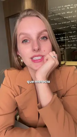Você foi escolhida a dedo por Deus, para de aceitar o mínimo.  Manda pra uma amiga ouvir isso também.