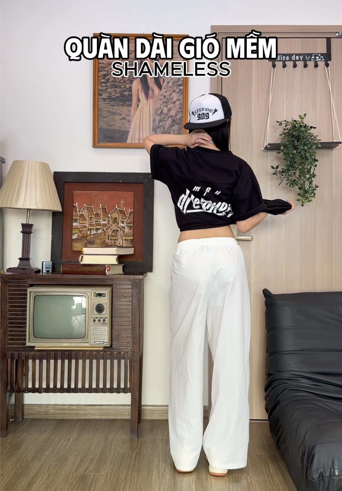 Quần dài gió mềm 4 sọc nam nữ đều mặc được lun nè #quandai #quangio #xh #tiktok 