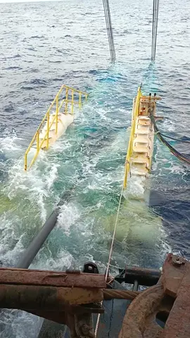 #pipeline  #offshore  Lay down pipe 8 inch on progress,Block B Gas Vietnam at ENL Barge