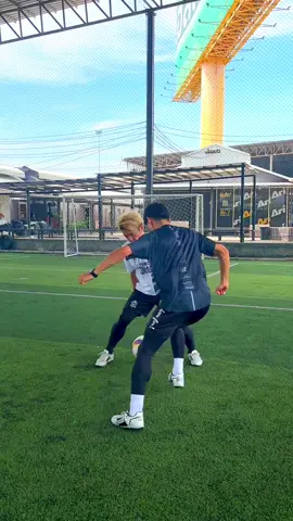 Chop PANNA 😁 #Shorts #Soccer #dribbling #footballskills #freestylefootball  
