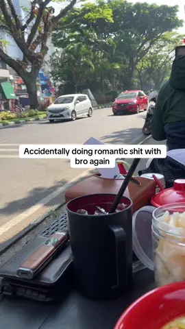nonton bioskop berdua udah, ngopi berdua udah, sarapan berdua udah, tidur sekamar berdua udah hmmm should we 😌😌😌