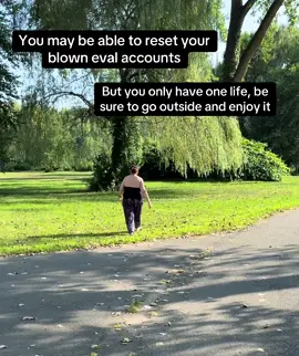 You can reset an account. You can rebuild your strategy. You can find another trade. But you only get one nervous system, one body, and one lifetime. Trade smart. Live fully. Protect your energy like it’s your capital. 🦋 #womenwhotrade #tradingjourney #femaletrader #mindsetandmarkets #futurestrader 