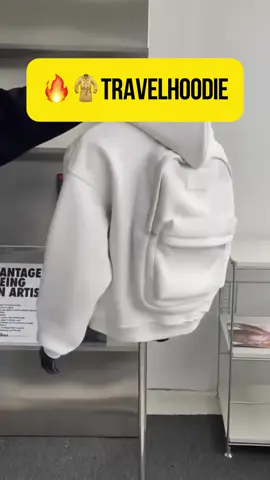 This genius hoodie lets you pack clothes and gadgets inside, saving on carry-on luggage fees ✈️ A hit among travelers and already a best-seller #fyp #businessideas #travelhacks #SmallBusiness #startup     