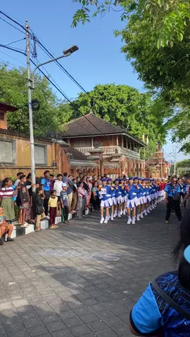 PUTRI SPENFOURA😍