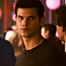 My twilight phase is baack | #JACOBBLACK #jacobblackedit #twilightsaga #twilightedit #fyp 