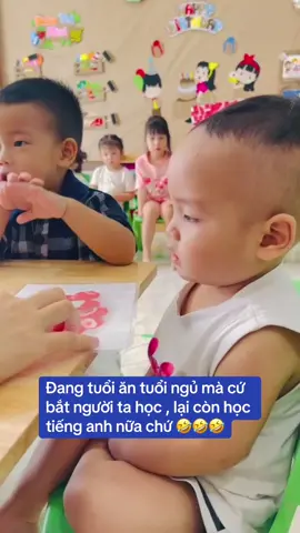 Đang buồn ngủ mà cứ bắt người ra học là sao ta 🤣🤣🤣🤣. Học sinh nhỏ nhất trường cô rubi 🤣🤣🤣 #xuhướng #côgiasomaafmnon #giảitrí 