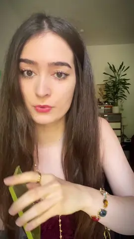 Übrigens hat der Teepir auch eine Review meiner Schokoladen gemacht ✨🍵 Schick das einem Matcha Trinker  Der Matcha stammt aus einem Familienbetrieb in Südjapan🫶  #matchalade