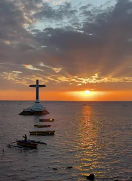 Thankful for every sunset, but this is my fave 🩷 #fyp #camiguinisland 