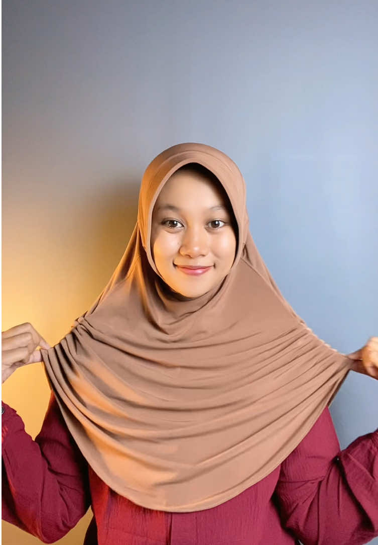 Try on bergo serut jersey yang bikin simple banget #bergoserut #bergojersey #jilbabjersey #jilbabinstan 