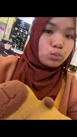 ✋🏻 #moots? #foryoupage #livephotos #capybara @baabyyyy_013 