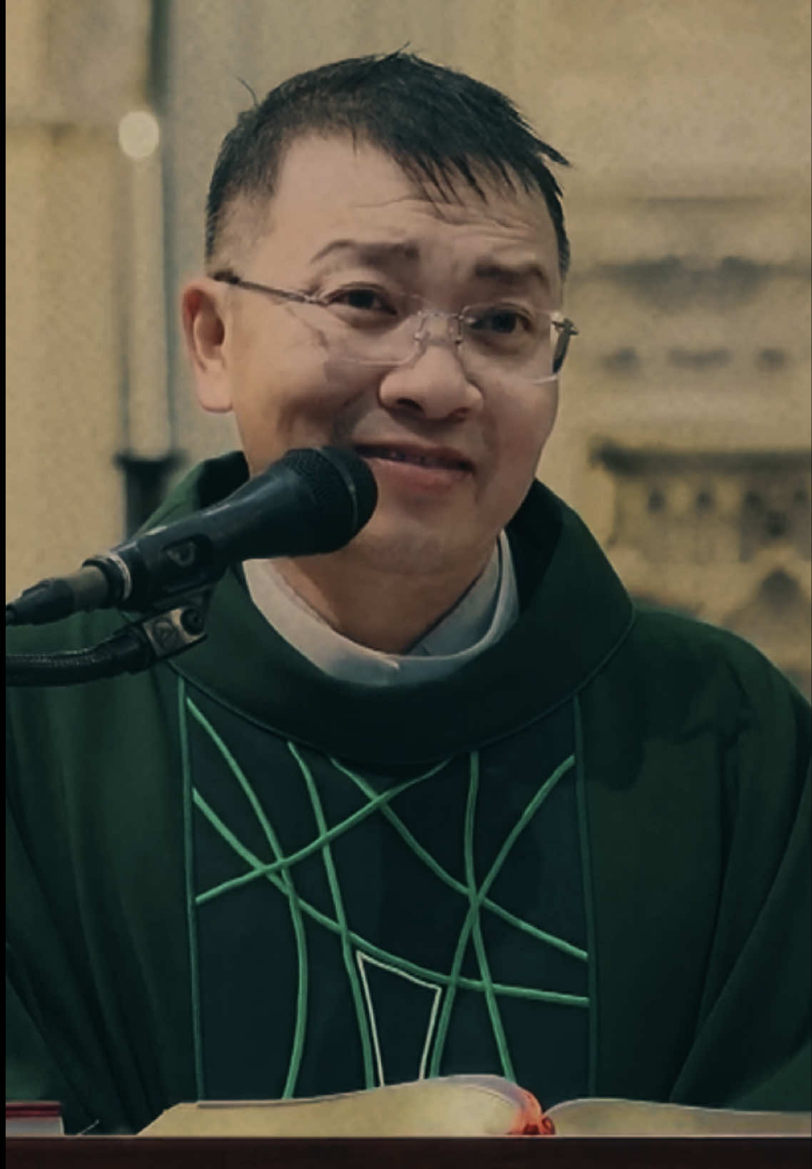 Mình có bạn thật sự không ? #lmphuongdinhtoai #cauchuyencuocsong #binhancatholic #catholictiktok #sachchiecchieusaubuihoaquynh 
