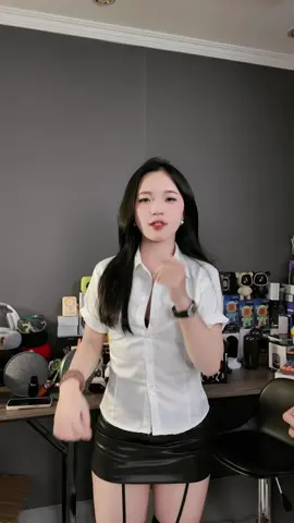 Sao anh tắt nhạc của emmm #vuvankhai #varserti 