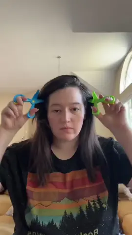 Trying my hardest but these are 100% haircut proof 😆 #snipsniphooray #safetyscissors #asmr #kidsafescissors #schoolsupplies 