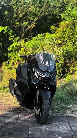 Blacky🖤 #nmaxneo #fyp #cinimatic #nmaxneohitam #nmaxneoganteng #nmax #nmaxbalimodifikasi #jet2holidays 