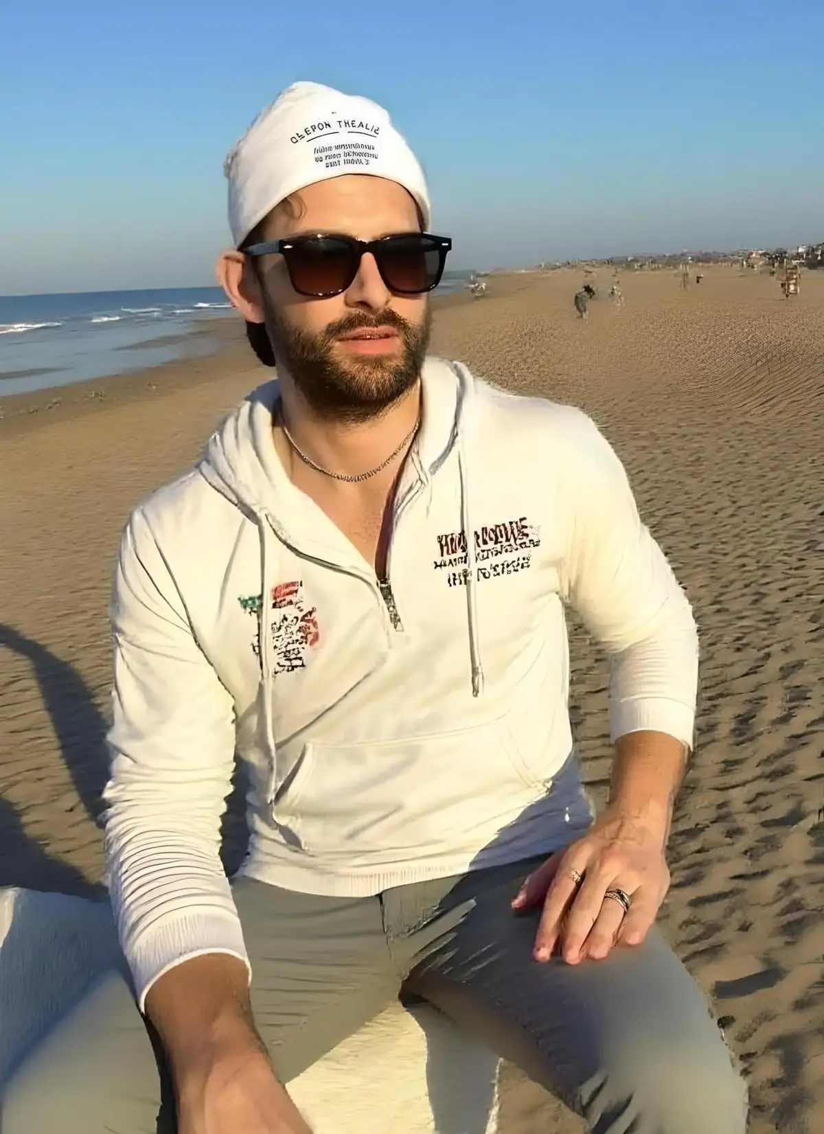 😎