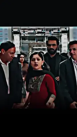 Tum Se Tum Taak ❤️‍🩹🥰🥰👍🫵🫵🐦🥀🌹💐#for #foryou #foryoupage #viral #dontunderreviewmyvideo #fyp #fpy #sofa #room 