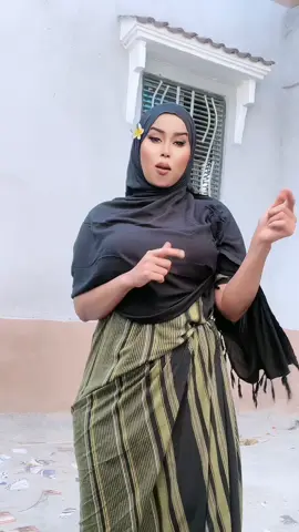#Wacbudhan girls👸🏽🫶🏽#🆎wacbudhan #🎶❤️ #somalitiktok #ikraaneyyyyy👸🏽🦋🌸 