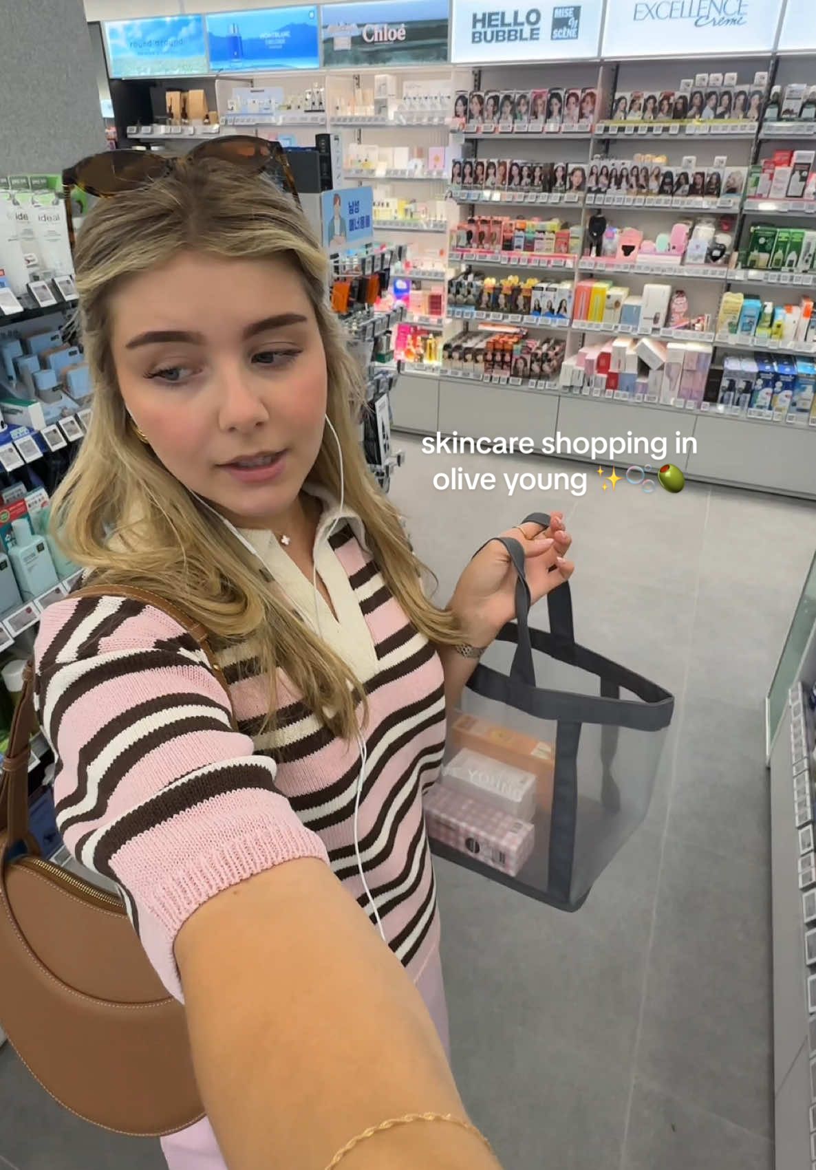 come shop k-beauty skincare with me at olive young ✨🫶🏻🫧🫒 #skincare #kbeauty #makeup #oliveyoung 