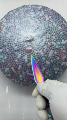 まだまだ水で膨らむビーズを押し出してる。ストレス解消効果バツグン、マジでスッキリする！もうハマってる！#ストレス解消 #asmr動画 #cut #fyp #foryou 