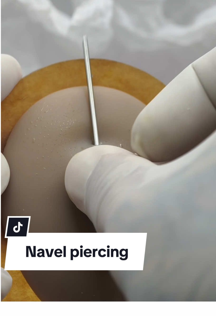 Navel piercing #navelpiercing #piercing #piercings #fyp #viral 
