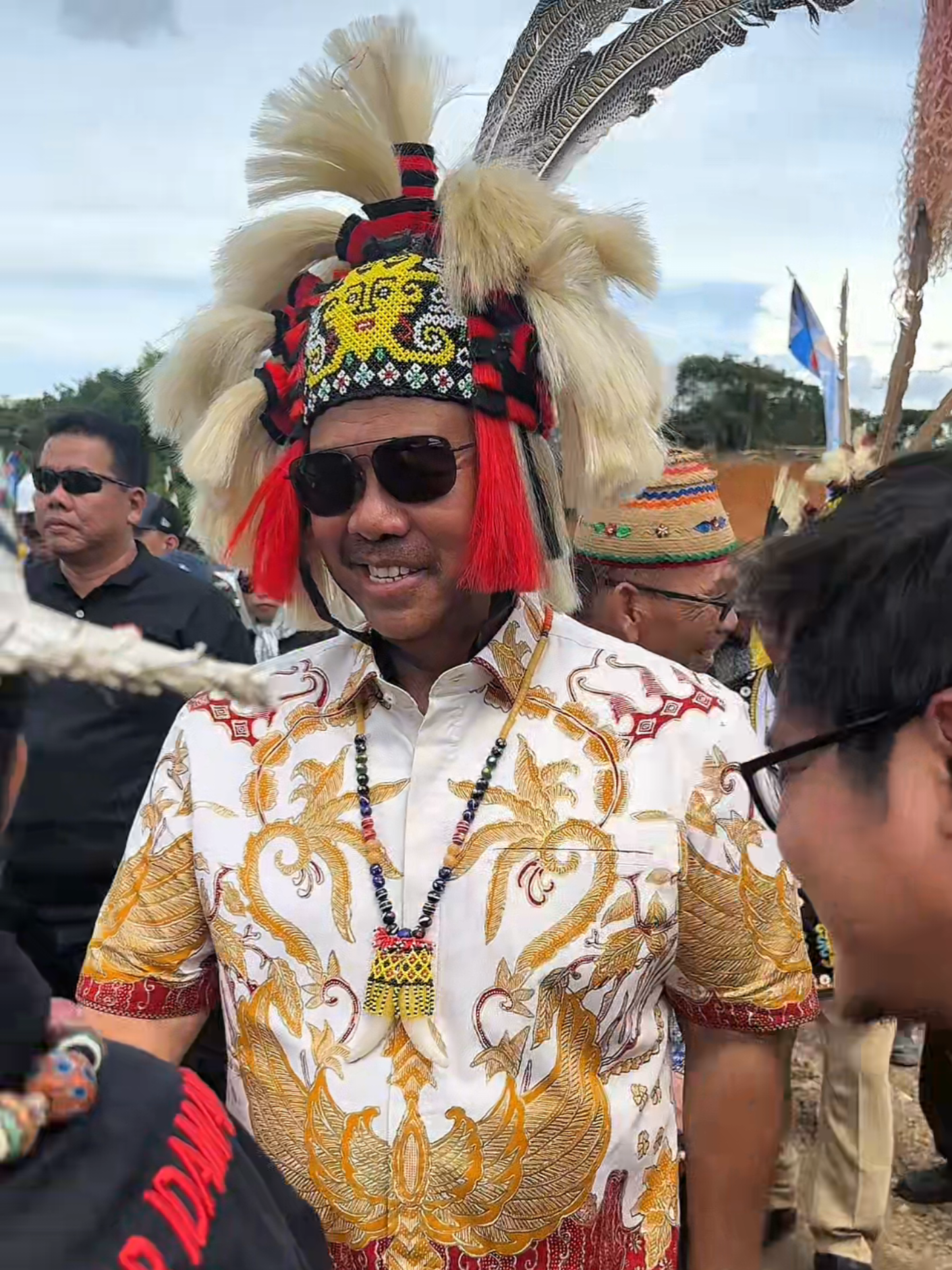 Harini, bapak etam @Edi Damansyah umpat dalam groundbreaking pembangunan SMK Peternakan Bayan Berbagi Asa. Ini merupakan inisiasi bapak etam dan komitmen bersama dengan PT. Bayan Group, Pemkab Kukar, Kecamatan Tabang dan masyarakat untuk menyediakan fasilitas pendidikan kejuruan dengan fokus peternakan, yang mana mendukung peningkatan para generasi penerus Kutai Kartanegara di bidang ketahanan pangan.  Etam kawal bersama kerjasama dan pembangunan berkelanjutan ini, dengan saling berkolaborasi dan komitmen. #etampakdaman #edidamansyah