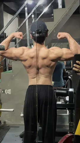 Wtf 🤡 . .  #gym #physique #aesthetic #71kg #gymmotivation 