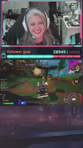 I was not only riding the struggle bus, I was driving it. All I wanted to do was revive @Austin Reed. It was so hard to drive because I was laughing so hard. #violyntbeauty #tiktoklive #livehighlights #fortnite #epicfail 