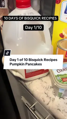 Pumpkin Pancakes with Bisquick! Day 1 of 10 Bisquick recipies! #craftykirsty#bisquick #recipies #fallrecipes #pumpkinseason 