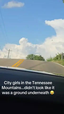 Sorry for the brief bad words lol the mountains with something different but after day one I was OK but at this moment, I was recording, and I thought it was no ground even I dropped the camera lol #gatlinburgtennessee  #smokeymountains  #dgirl 