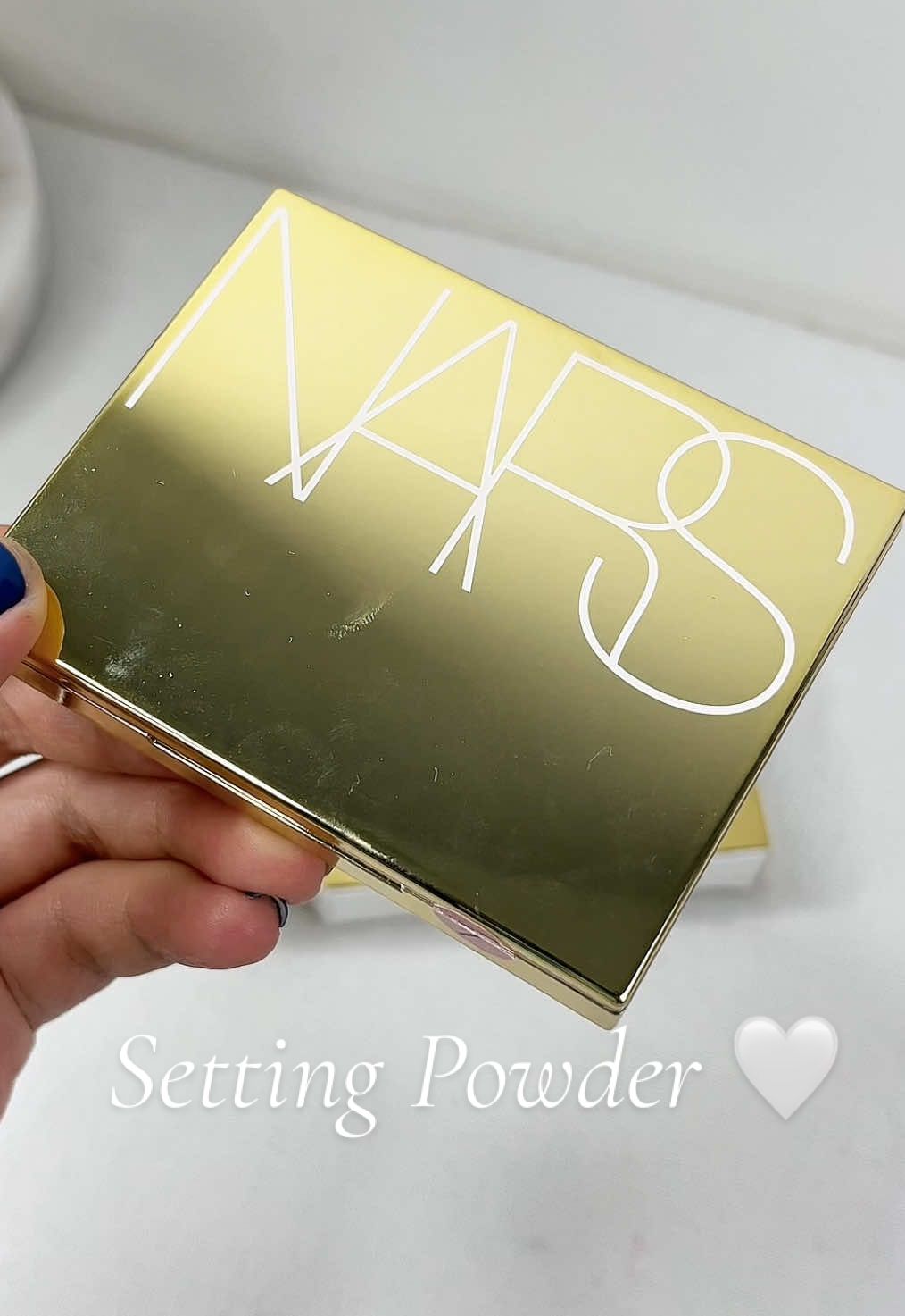 Phấn phủ siêu mịn @NARS Cosmetics Translucent Crystal Light Reflecting Setting Powder - Pressed Poudre Compacte 🌸🤍 #daisyreview #nars #reviewlamdep #phanphu #settingpowder 