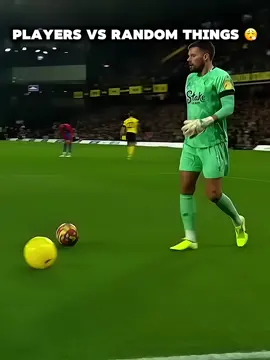 Players vs random things + Him 💀#football #Soccer #trending 