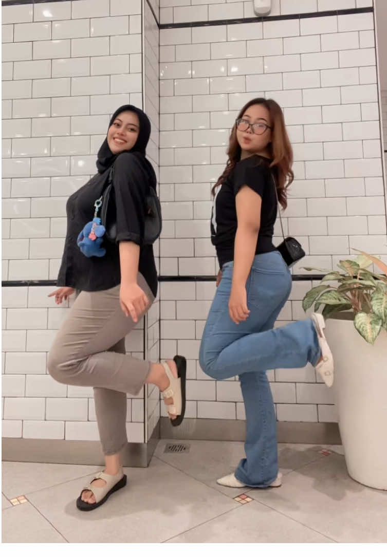 💃🏻☝🏻