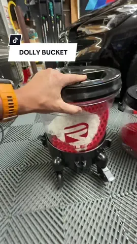 This new Dolly bucket by rip clean looks promising. I’m excited to try it out. 👌