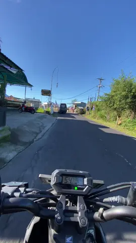 naik beat street keliling dunia 