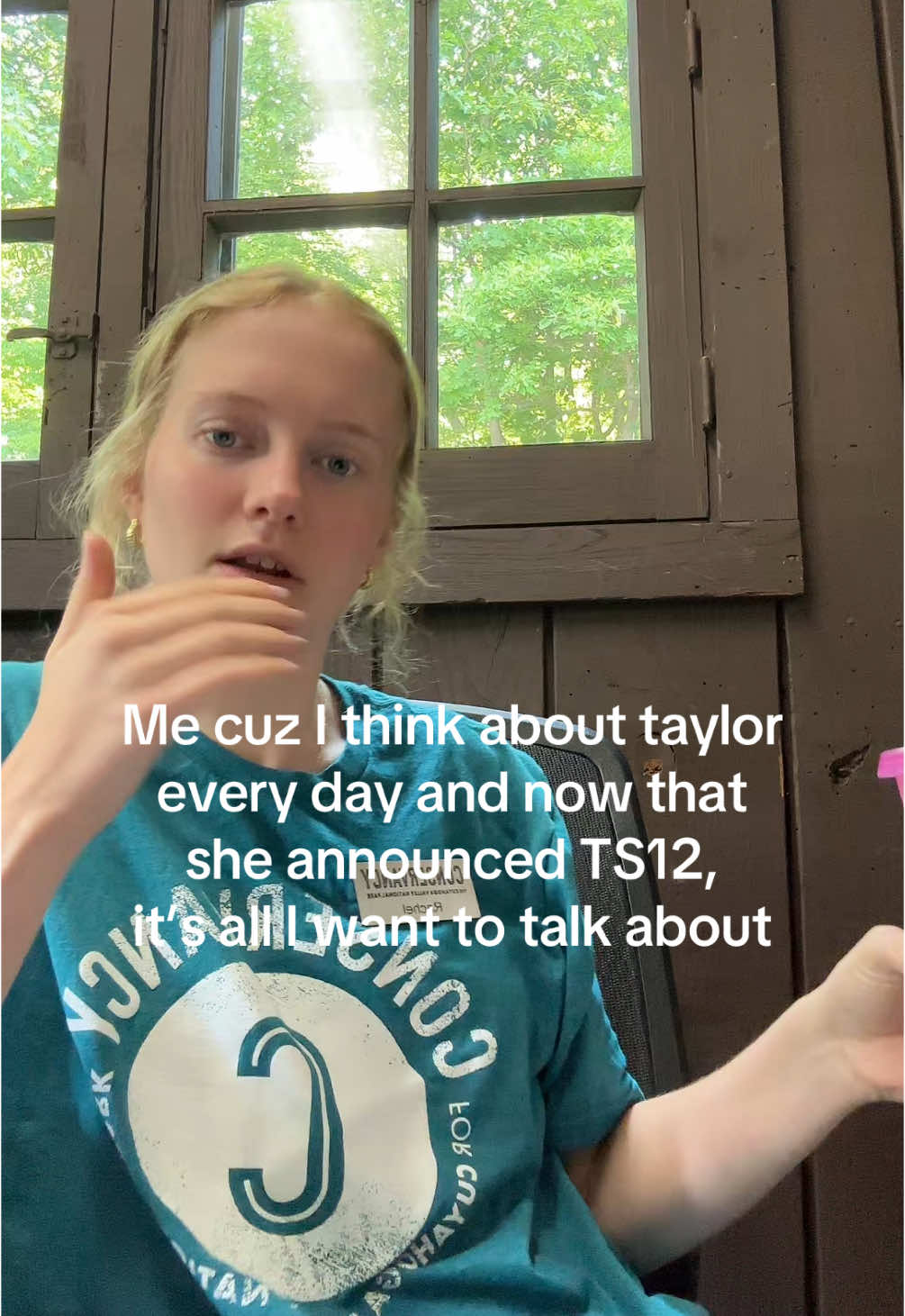 Someone’s gotta hold me back or I’ll talk about taylor swift to anyone and everyone #ts12 #taylorswift #album #music #new #famous #fyp 
