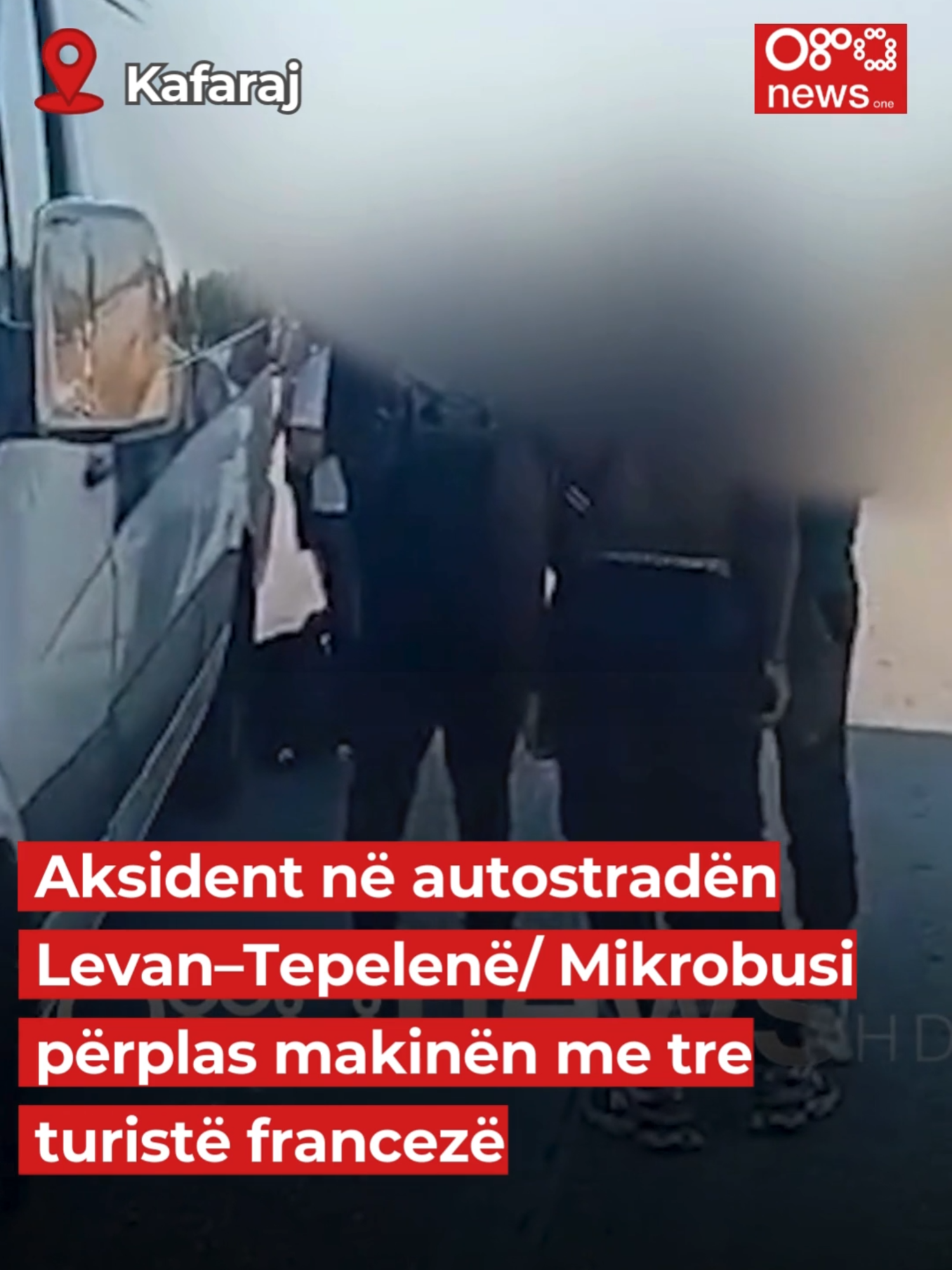 Aksident në autostradën Levan–Tepelenë/ Mikrobusi përplas makinën me tre turistë francezë #oranews #levan #tepelene #aksident #fyp