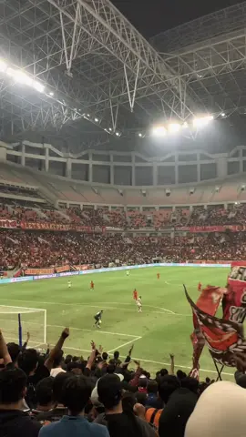 Kalau bisa Persija with you👫 Knp harus Persija dulu baru kamu😋 #persijajakarta  #thejakmania #liga1indonesia 